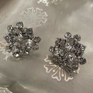 2 pairs beautiful MCM vintage rhinestone screw on style earrings
